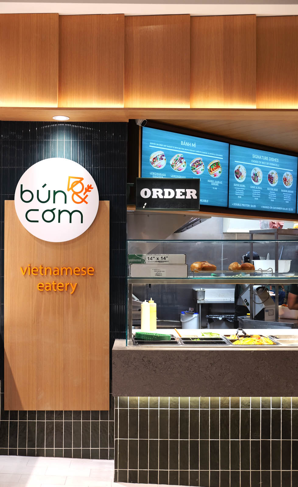Bun and Com, Concept